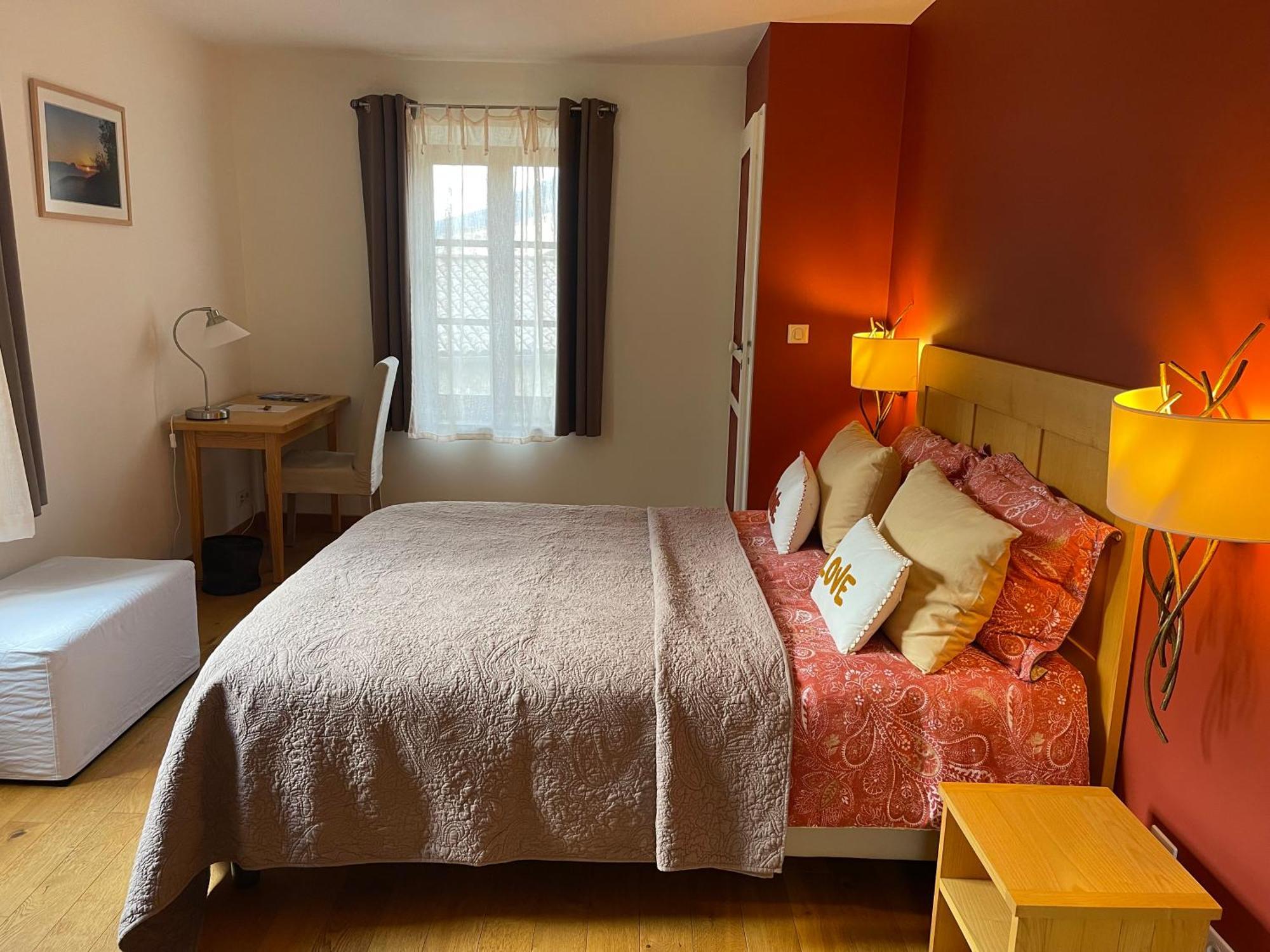 Entre Terre Et Ciel Bed and Breakfast Rémuzat Exteriör bild